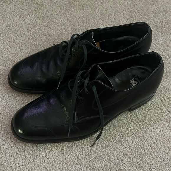 “Florsheim-Mens Dress Shoe size 9” - Picture 1 of 11